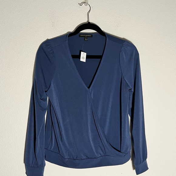 NWT Banana Republic Factory Surplice Blouse - Picture 1 of 4